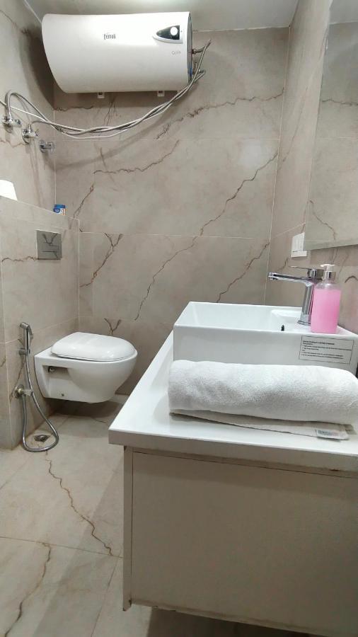 Saltstayz Sector 52 - Ardee City Mall Ґурґаон Екстер'єр фото